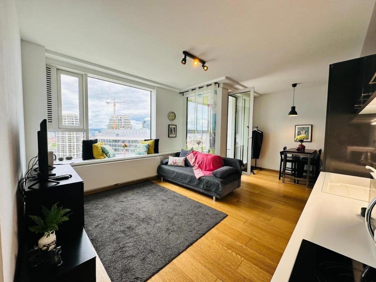 Apartments In Panorama City On 25Th Floor - Amazing View Close To Old Town 布拉迪斯拉发 外观 照片